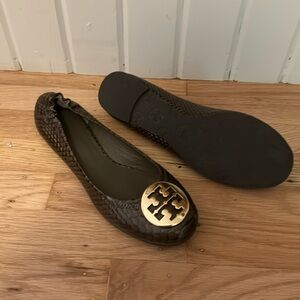 Tory Burch Snake Skin Flats 8